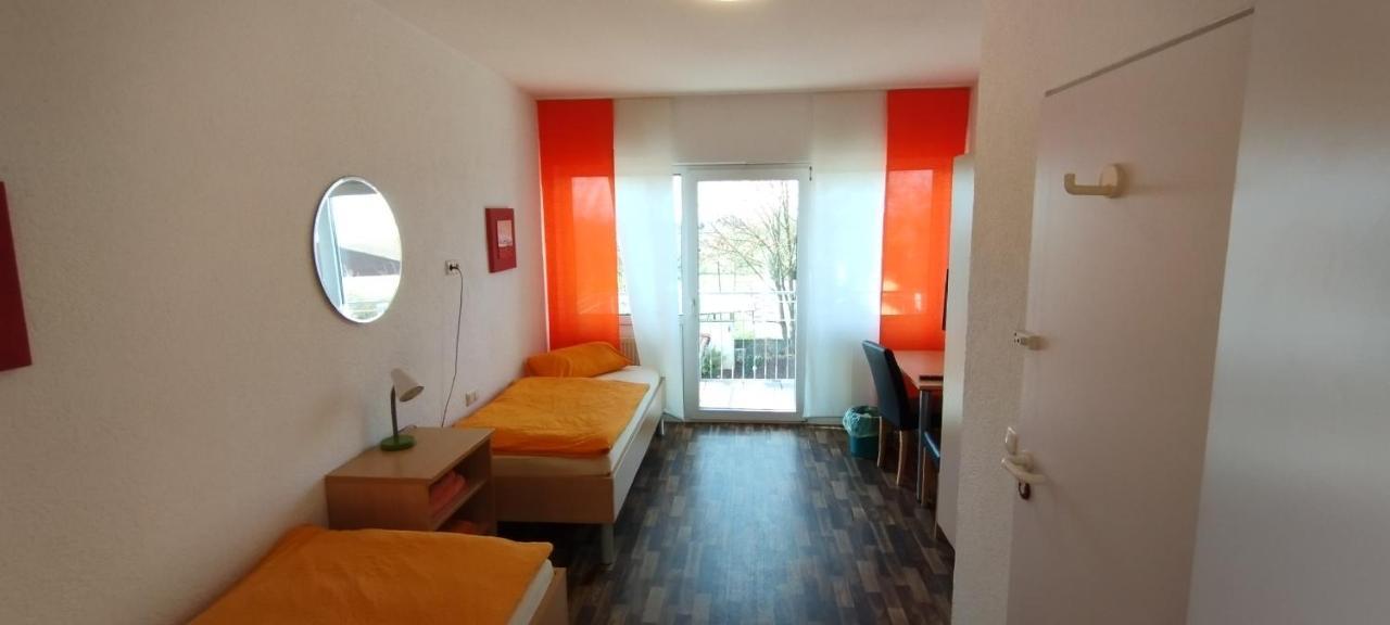 Gaststaette Zur Tribuene Aparthotel Pfungstadt Exterior foto